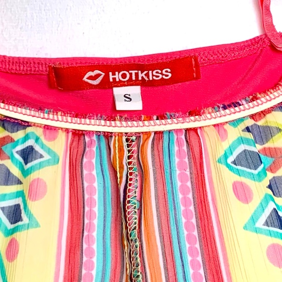 💋 HOTKISS Flowing Multi-colored Spaghetti Strap Top - Picture 7 of 14